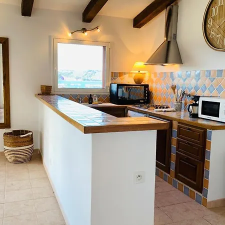 Feriehus Charmante 2 Les Pieds Dans L'eau