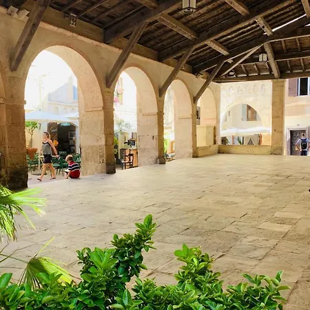 Charmante 2 Les Pieds Dans L'eau Bonifacio (Corsica)