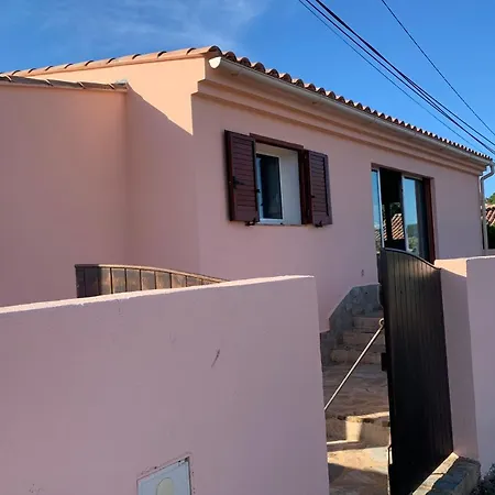 Vakantiehuis Charmante 2 Les Pieds Dans L'eau