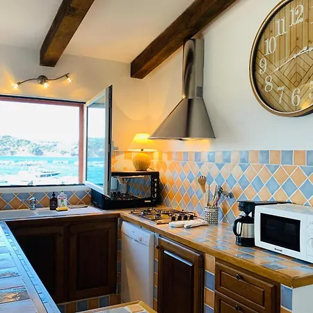 Charmante 2 Les Pieds Dans L'eau بيت للعطل بونيفَسْيو